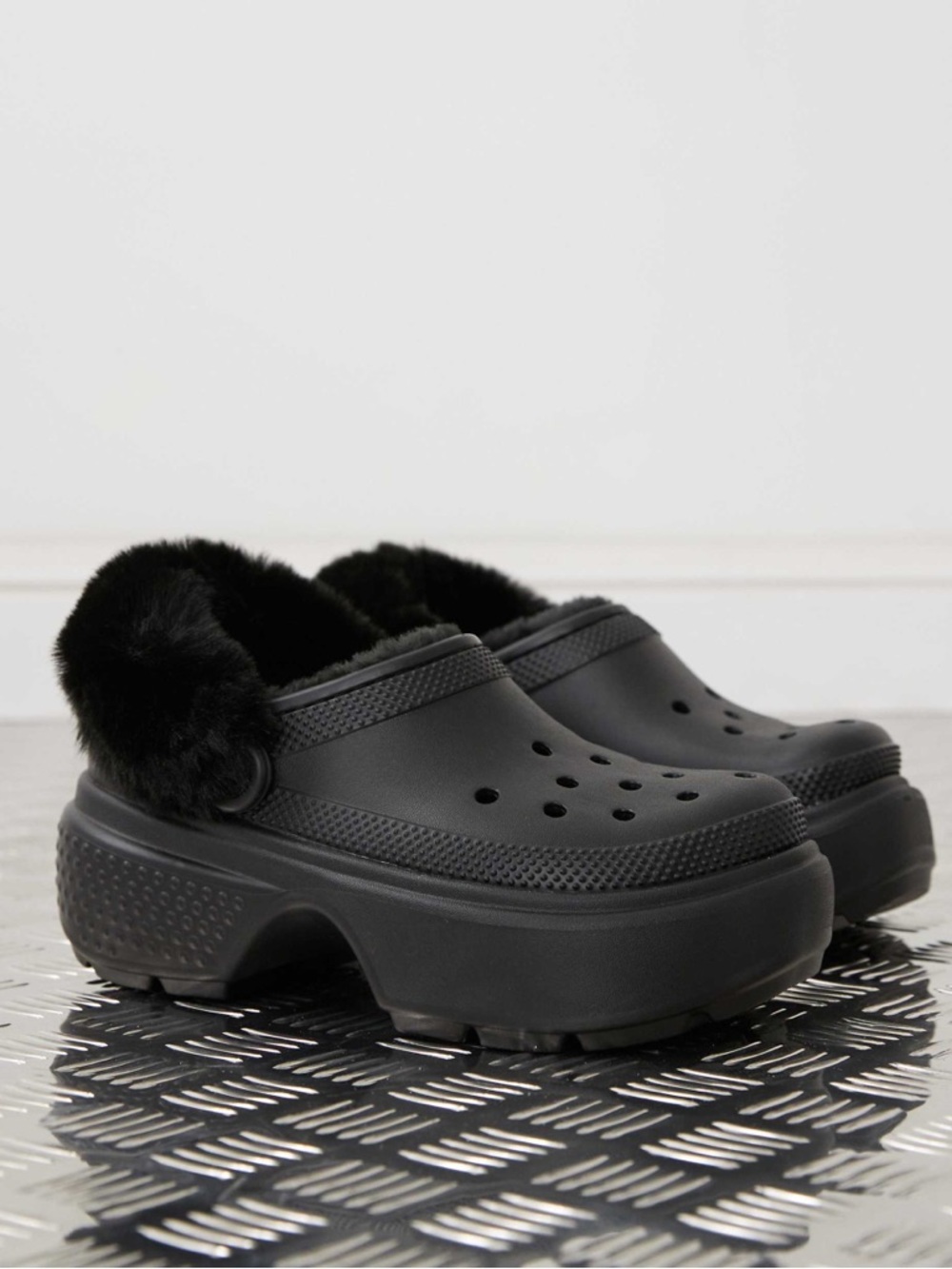 Crocs stomp Lined platform Clog black M6/W8